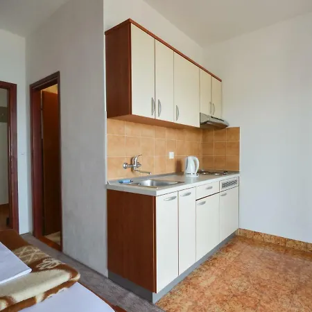 Pijaca.7 Apartment *